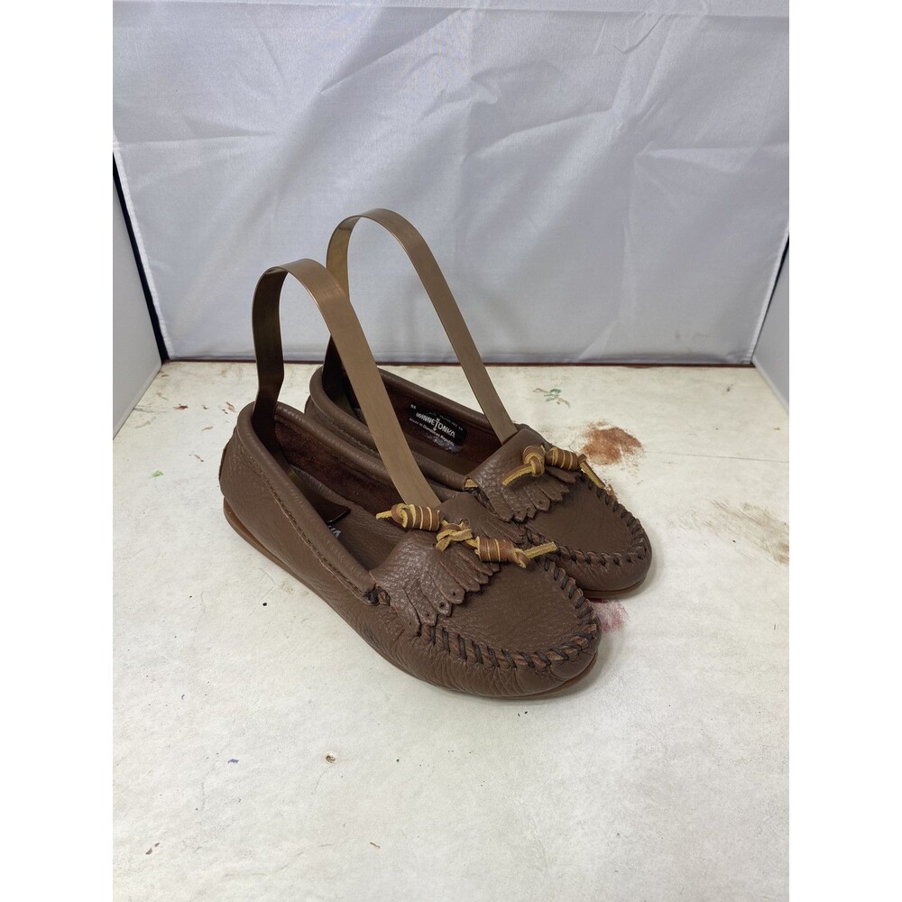 Minnetonka Pebbled Leather Loafers Moccasins Flats Brown Size 5.5 Boho Kilty